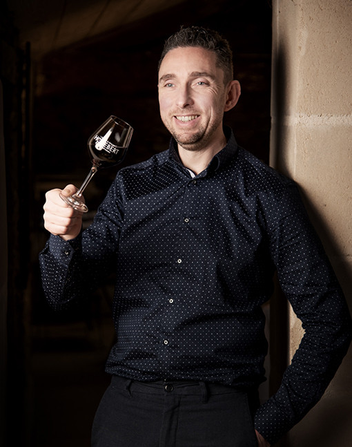 Olivier Hodebert - caviste - Univers atypique